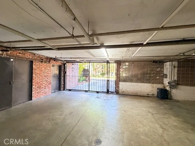 $3,400 | 14106 Dickens Street, Unit 101, Sherman Oaks, CA 91423