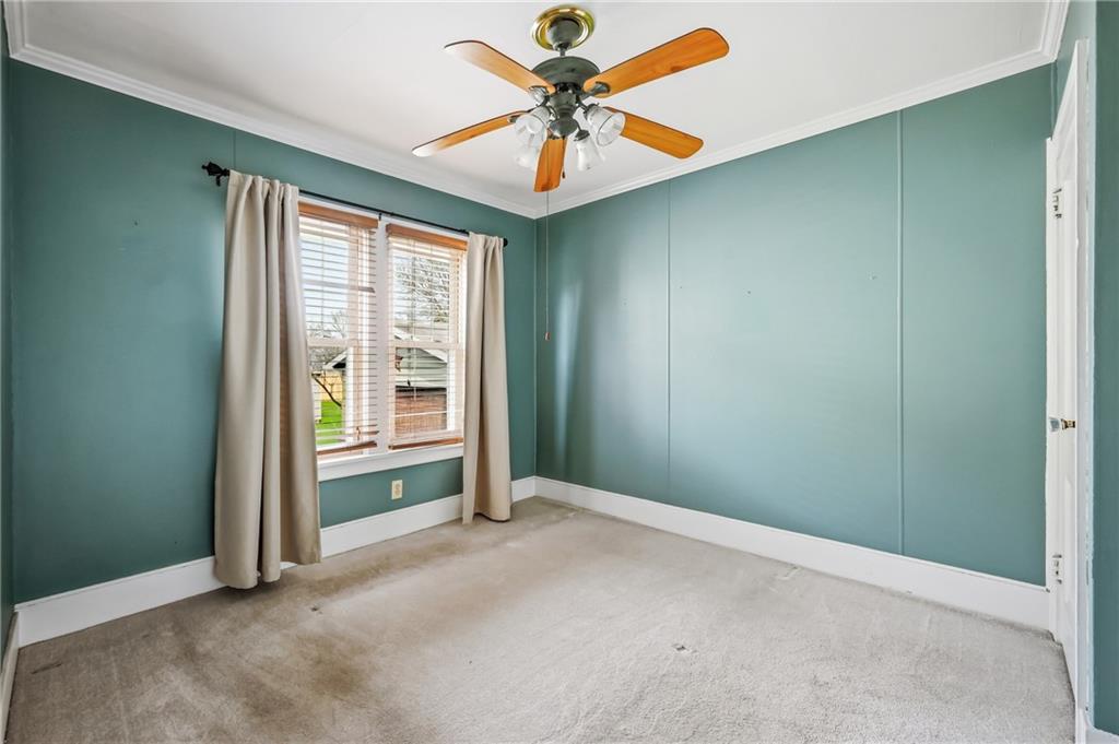1027 Myrtle Place Sharon, PA 16146 - Photo 7 of 19 a view of an empty room with a window
