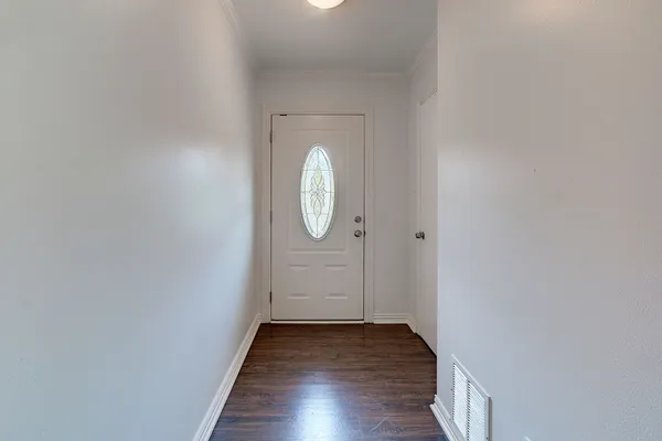 $2,850 | 1304 Loma Drive, Austin, TX 78741