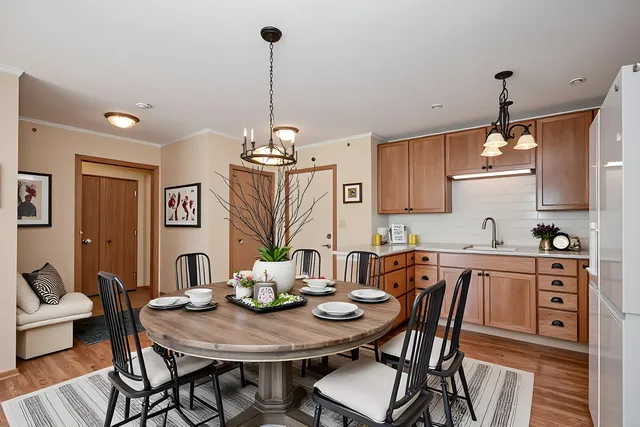 $120,000 | 801 North McLean Boulevard, Unit 320, Elgin, IL 60123