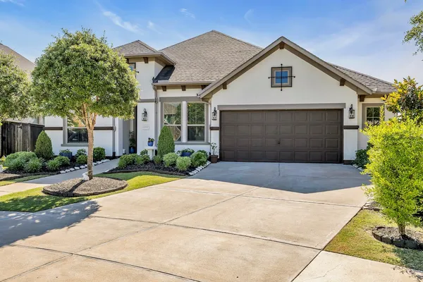 $580,000 | 2202 Sour Cherry Trail, Richmond, TX 77406