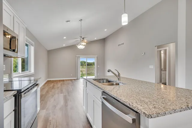 $359,900 | 722 Hilltop Lane, St. Croix Falls, WI 54024