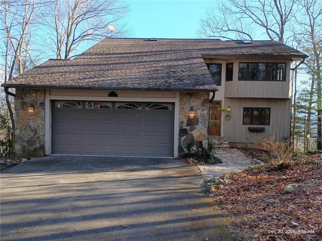 $950,000 | 576 Apache Trail, Chatsworth, GA 30705