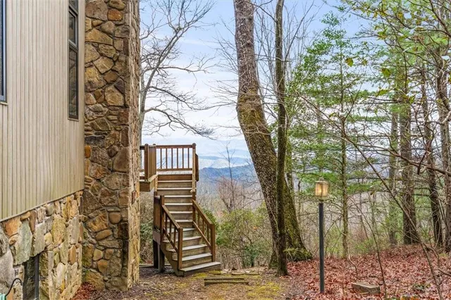 $850,000 | 576 Apache Trail, Chatsworth, GA 30705