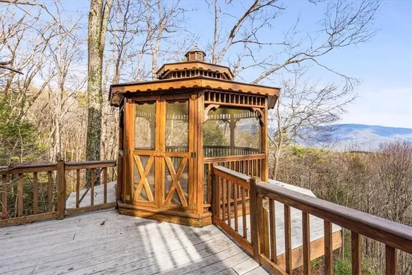 $798,500 | 576 Apache Trail, Chatsworth, GA 30705