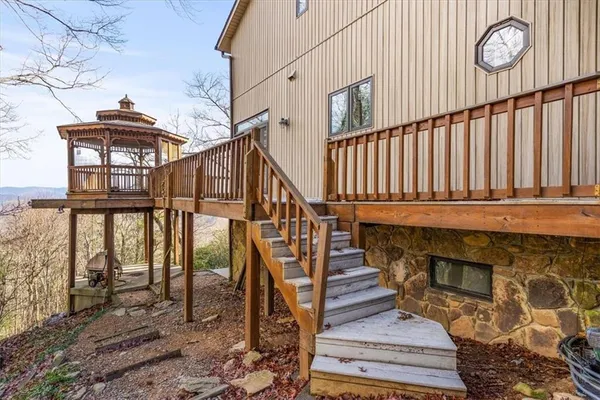 $798,500 | 576 Apache Trail, Chatsworth, GA 30705
