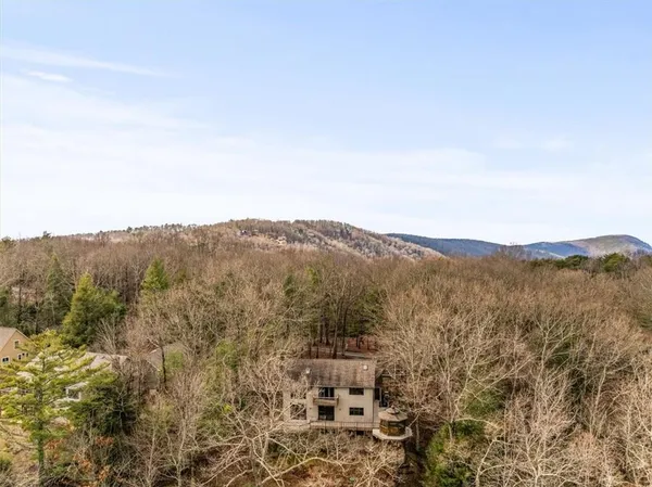 $798,500 | 576 Apache Trail, Chatsworth, GA 30705