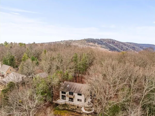 $798,500 | 576 Apache Trail, Chatsworth, GA 30705