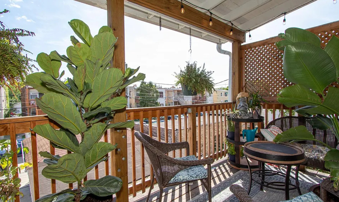 620 Elgin Avenue, Unit 2 Forest Park, IL 60130 - Photo 22 of 25 a view of a chairs and table in the balcony