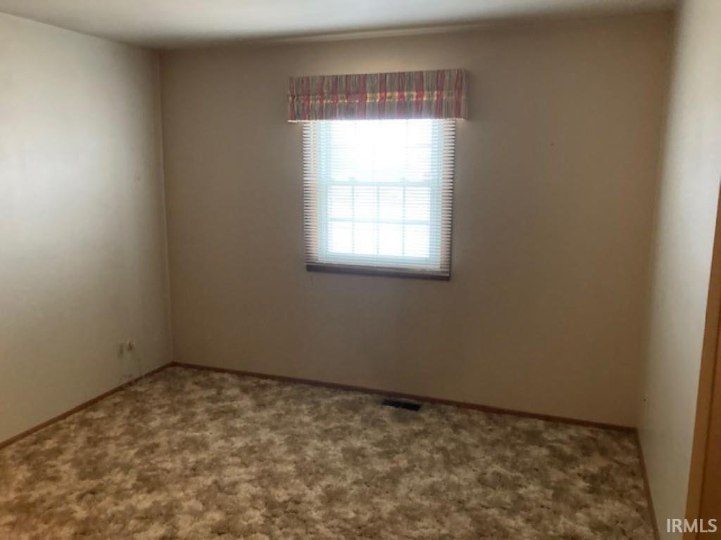 1731 South Dixon Road Kokomo, IN 46902 - Photo 11 of 18 Gallery Image 11