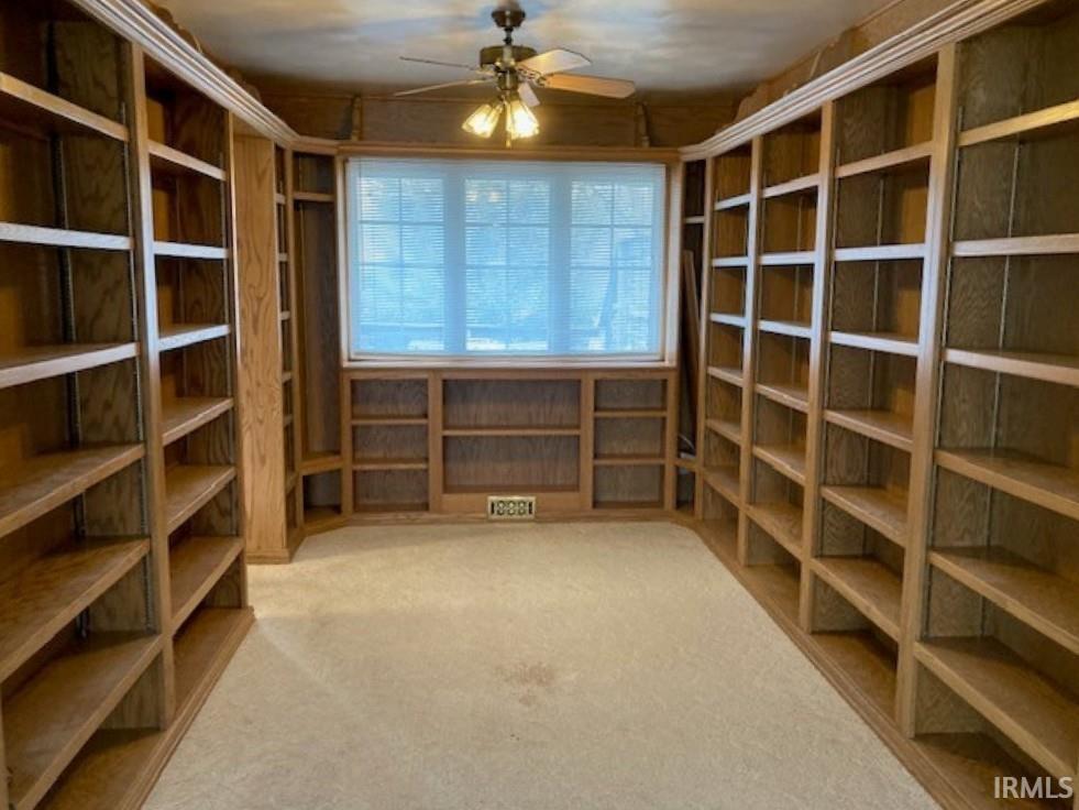 1731 South Dixon Road Kokomo, IN 46902 - Photo 3 of 18 Gallery Image 3