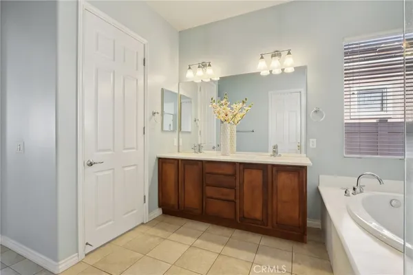 $425,000 | 1641 Via Borrego, Hemet, CA 92545