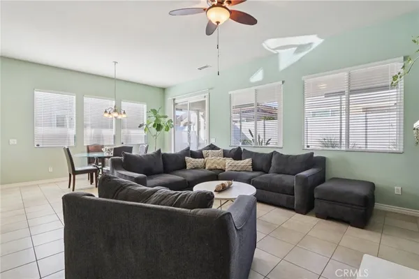 $425,000 | 1641 Via Borrego, Hemet, CA 92545