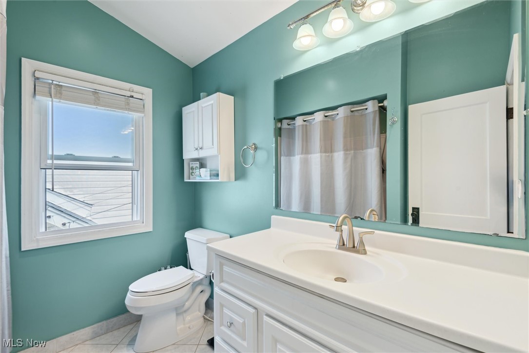 17409 Tarrymore Road Cleveland, OH 44119 - Photo 26 of 49