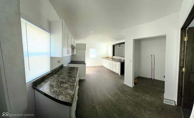 $179,900 | 2300 West 9th Street, Muncie, IN 47302