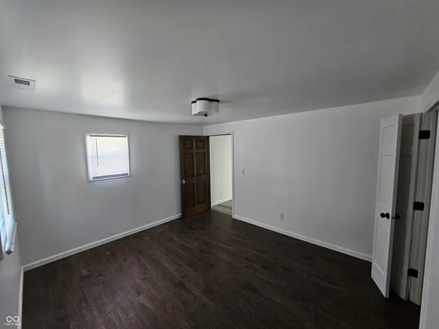 $179,900 | 2300 West 9th Street, Muncie, IN 47302