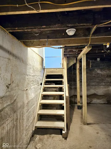 $179,900 | 2300 West 9th Street, Muncie, IN 47302