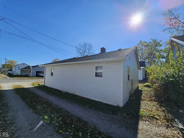 $179,900 | 2300 West 9th Street, Muncie, IN 47302