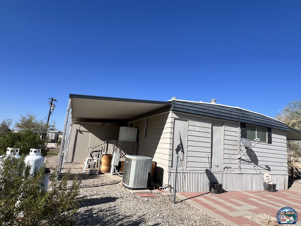 2401 Gold Rock Ranch Road, Unit 2 Winterhaven, CA 92283 - Photo 20 of 21 Gallery Image 20