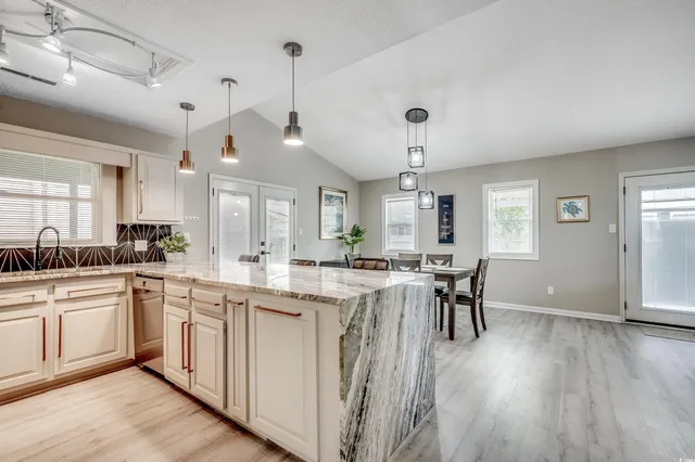 $499,900 | 10056 Kings Road, Myrtle Beach, SC 29572