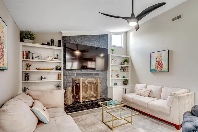 $499,900 | 10056 Kings Road, Myrtle Beach, SC 29572