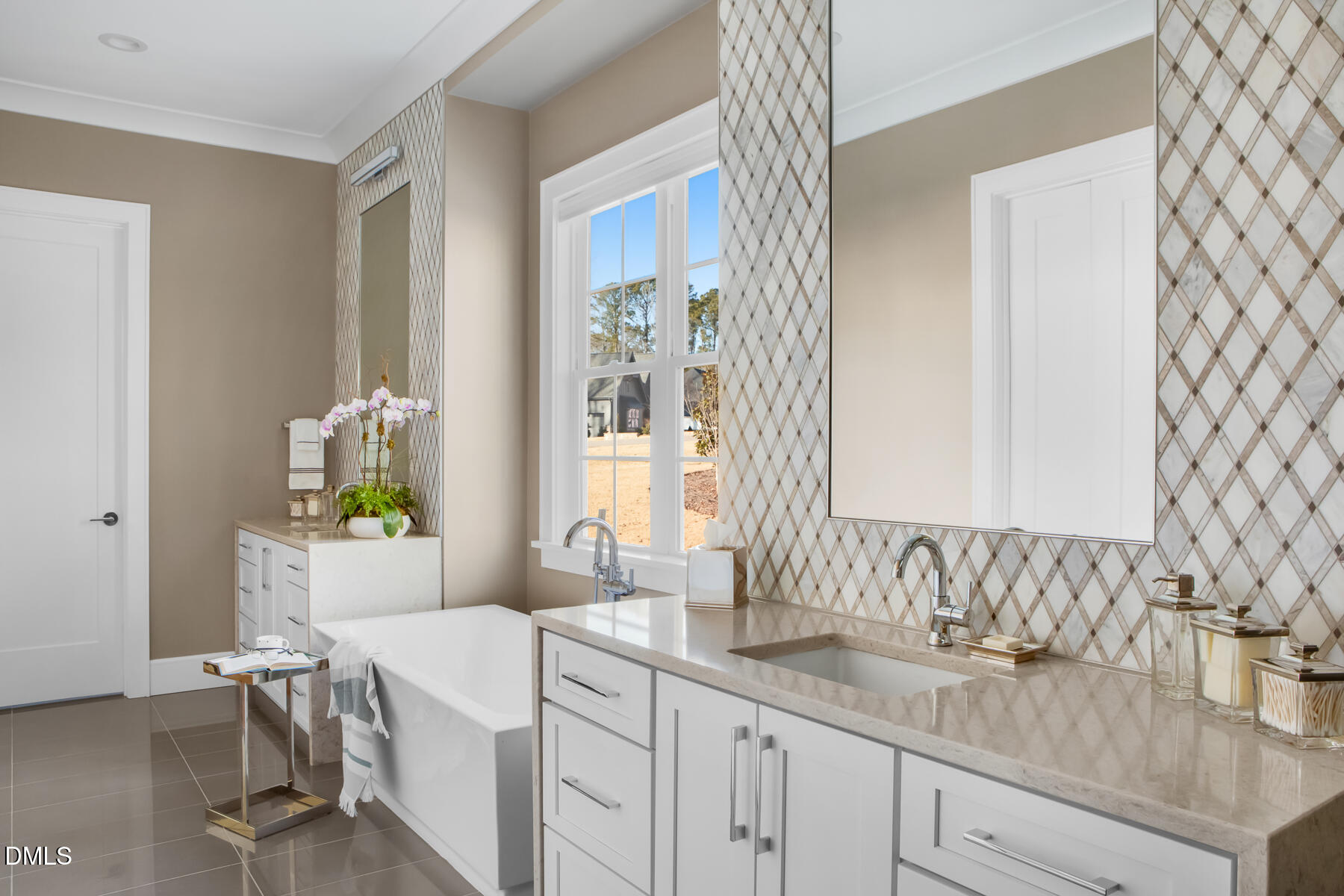 2721 Sanctuary Woods Lane Raleigh, NC 27606 - Photo 21 of 50 250114_394w