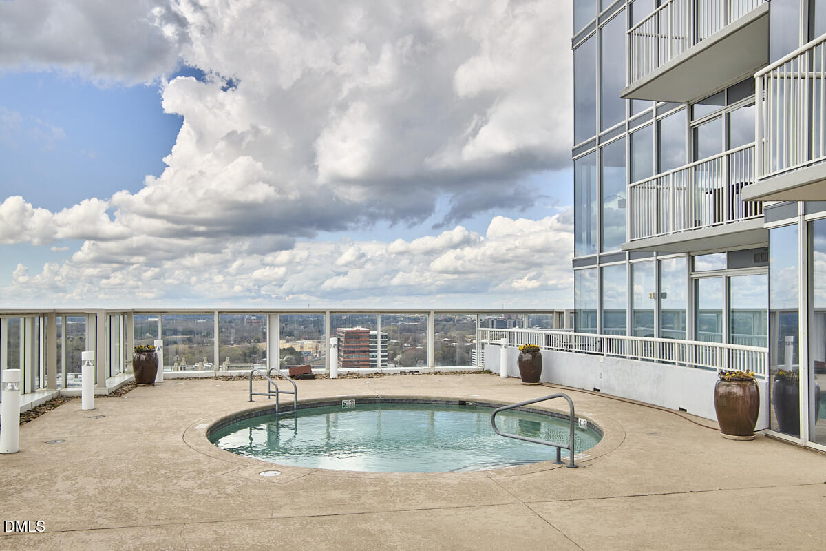 301 Fayetteville Street, Unit 2304 Raleigh, NC 27601 - Photo 35 of 47 Pool