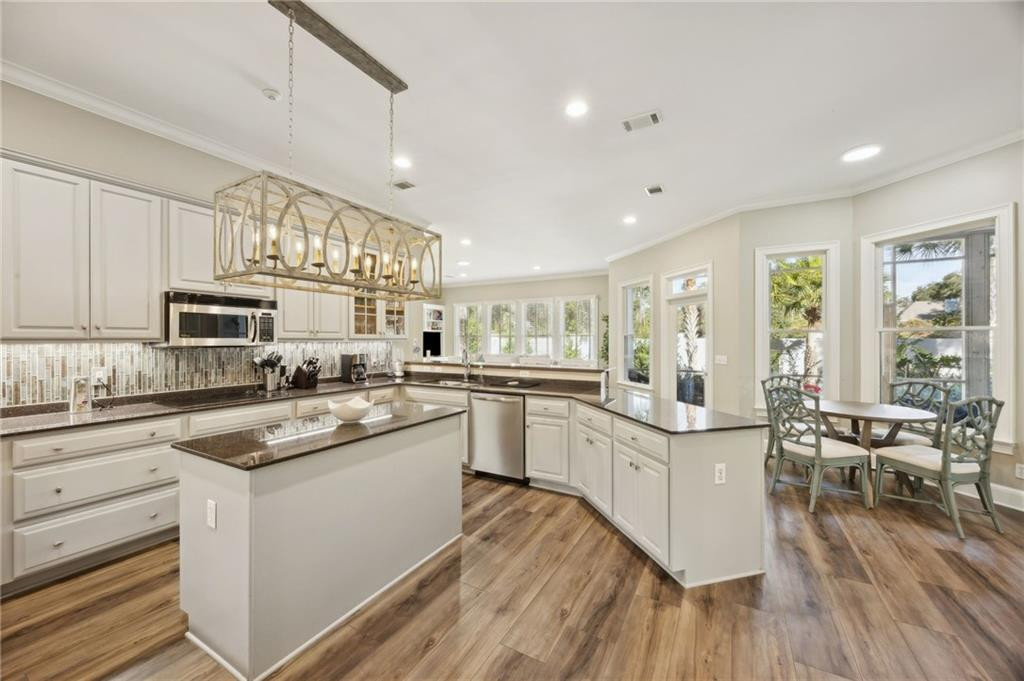343 Major Wright Road St. Simons Island, GA 31522 - Photo 12 of 42