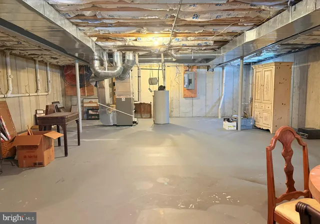 a view of lobby with furniture