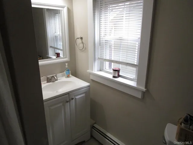 $1,800 | 114 Highway 284, Unit 2, Unionville, NY 10988