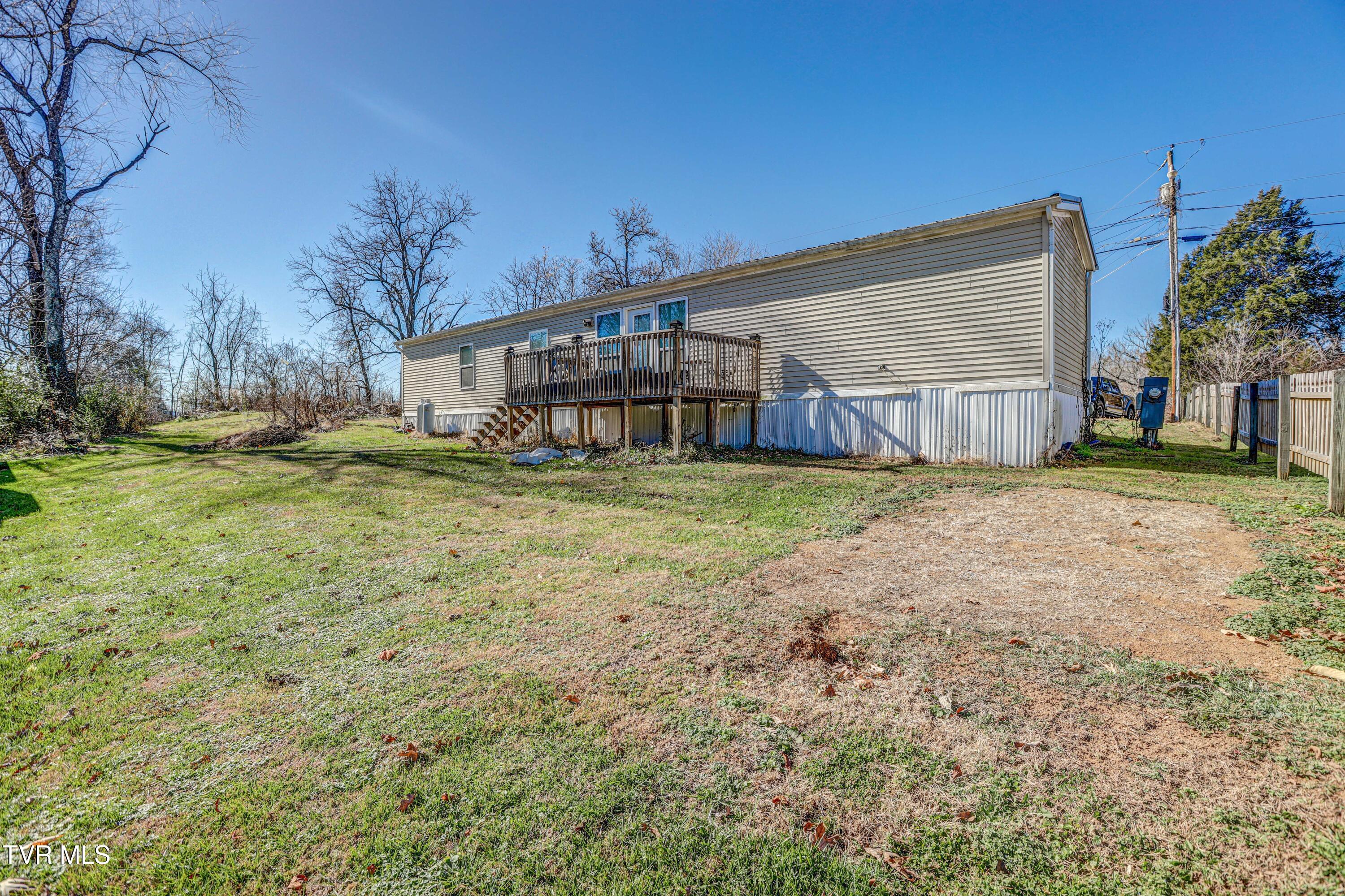 1693 Paperville Road Bristol, TN 37620 - Photo 6 of 35 AV4A5351_2_3_4_5