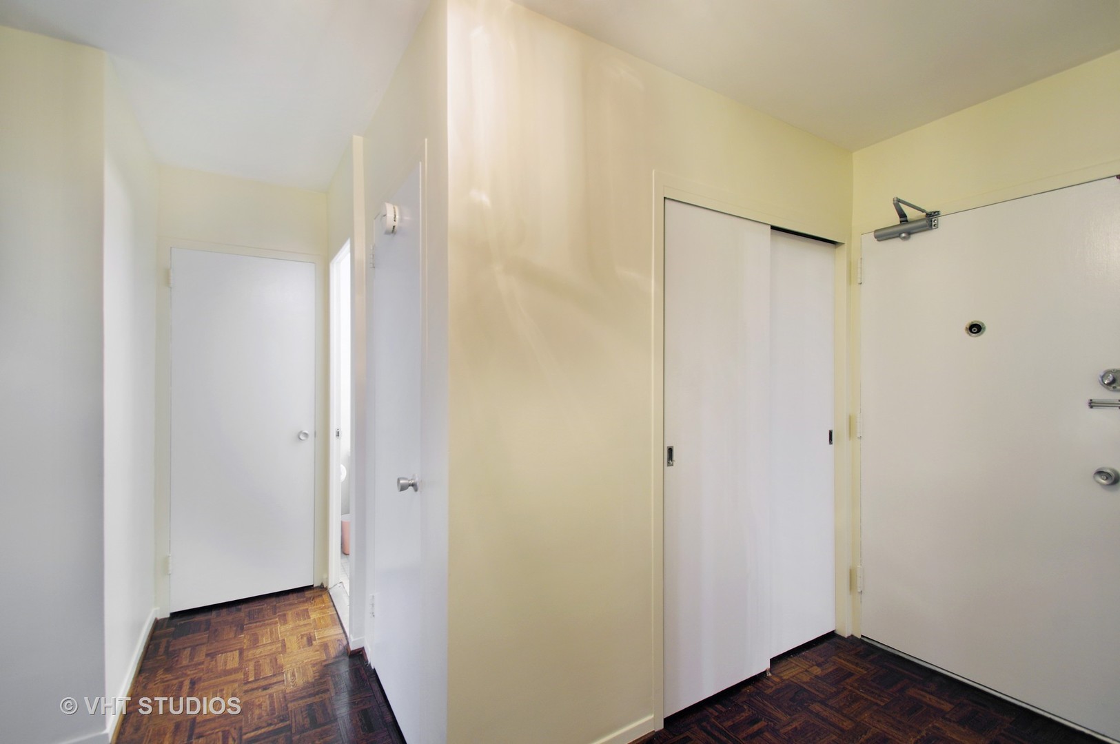 360 West Wellington Avenue, Unit 5E Chicago, IL 60657 - Photo 6 of 11