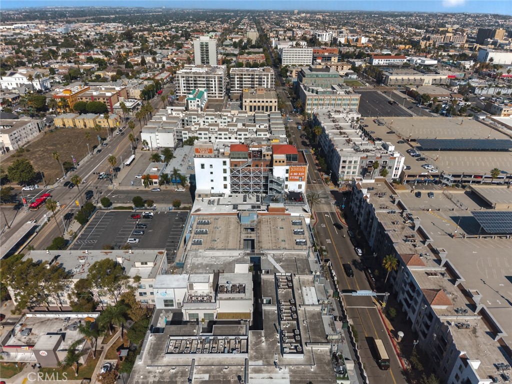 433 Pine Avenue, Unit 102 Long Beach, CA 90802 - Photo 51 of 60 an aerial view of a city