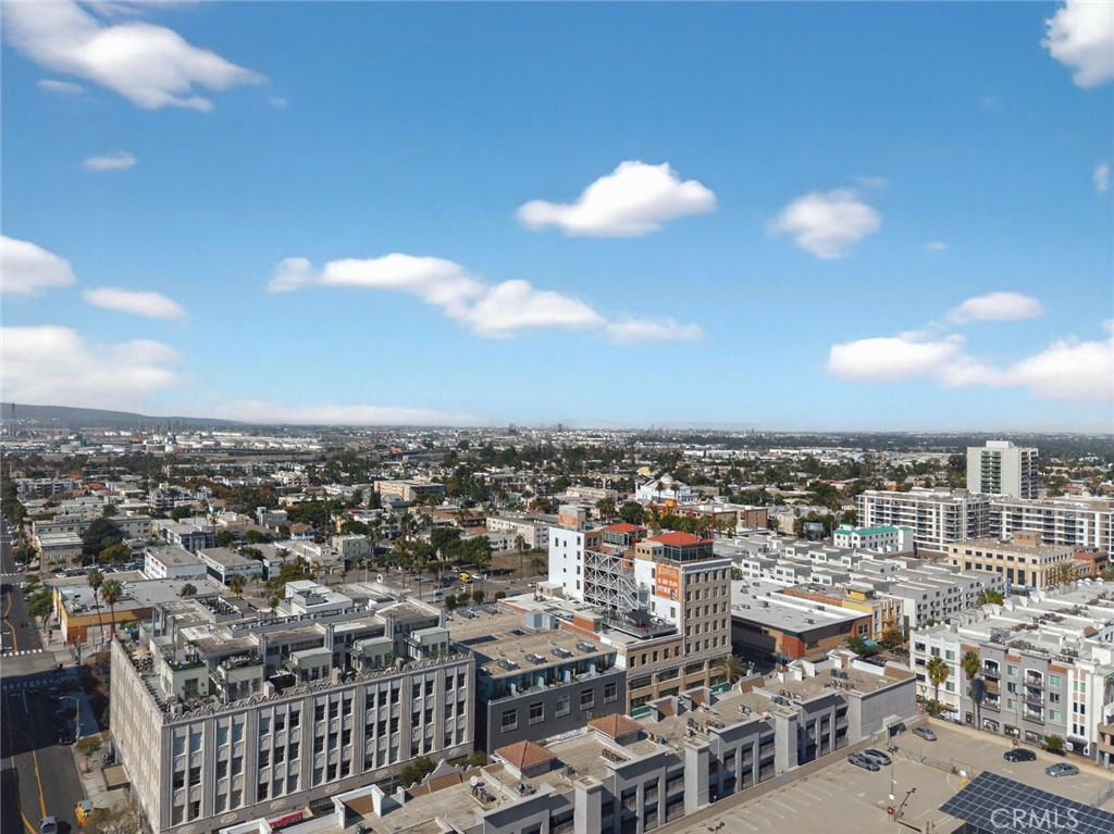 433 Pine Avenue, Unit 102 Long Beach, CA 90802 - Photo 58 of 60 an aerial view of a city
