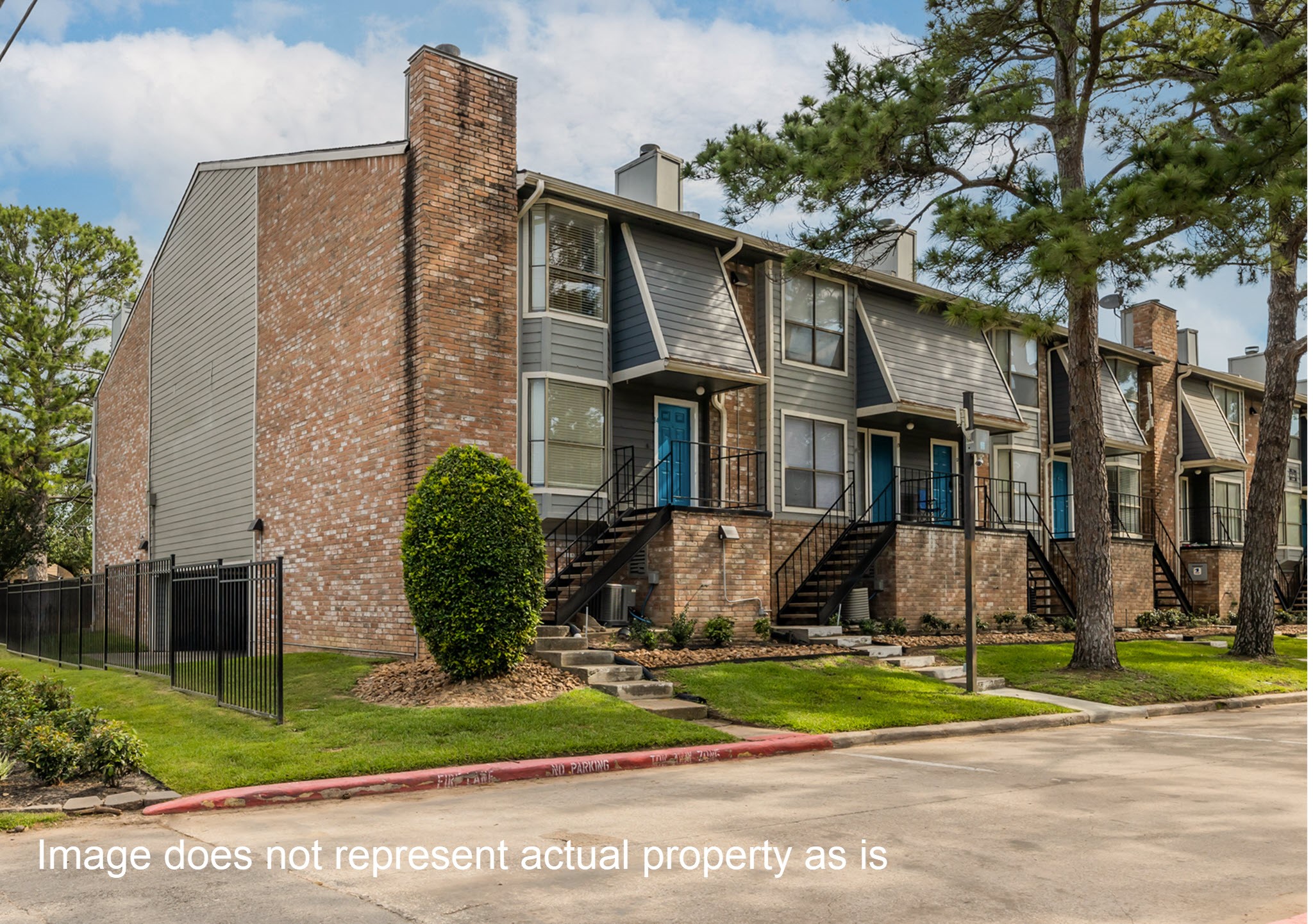 1918 Place Rebecca Lane Houston, TX 77090 - Photo 4 of 18