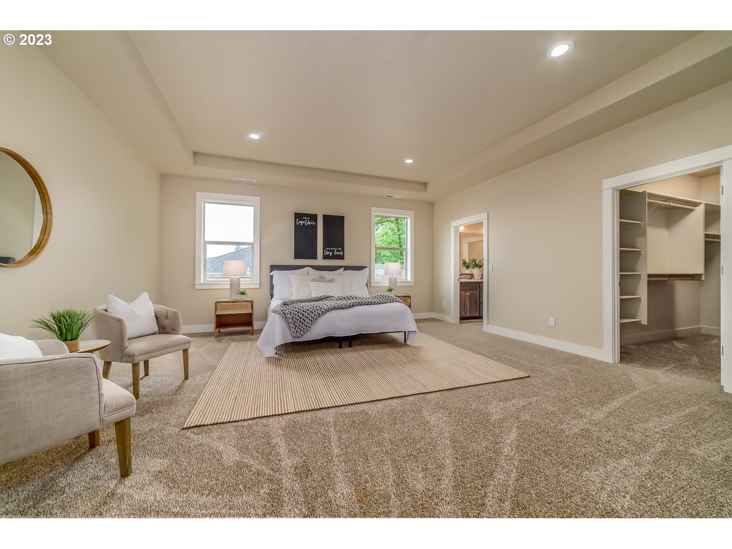 361 Mountaingate Drive Springfield, OR 97478 - Photo 21 of 35 a living room with furniture and a window