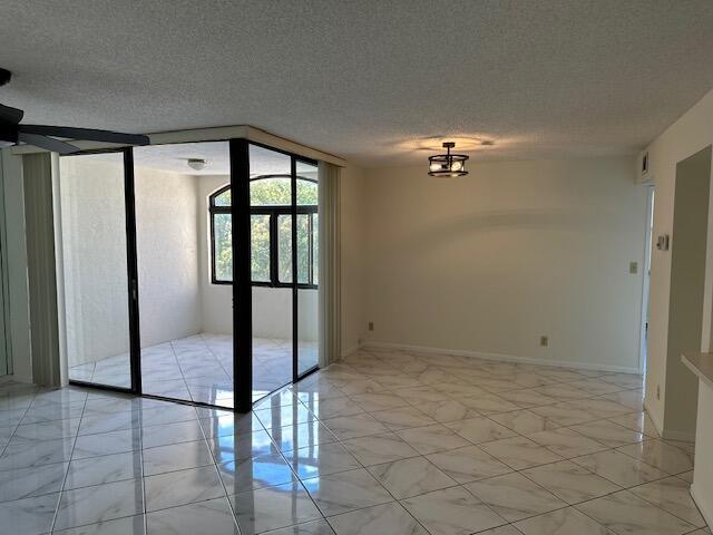 955 Dotterel Road, Unit 2509 Delray Beach, FL 33444 - Photo 5 of 53 Dining/Living Area