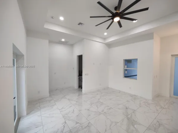 $2,000 | 716 Northwest 37th Avenue, Cape Coral, FL 33993