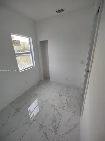 $2,000 | 716 Northwest 37th Avenue, Cape Coral, FL 33993