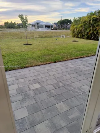$2,000 | 716 Northwest 37th Avenue, Cape Coral, FL 33993