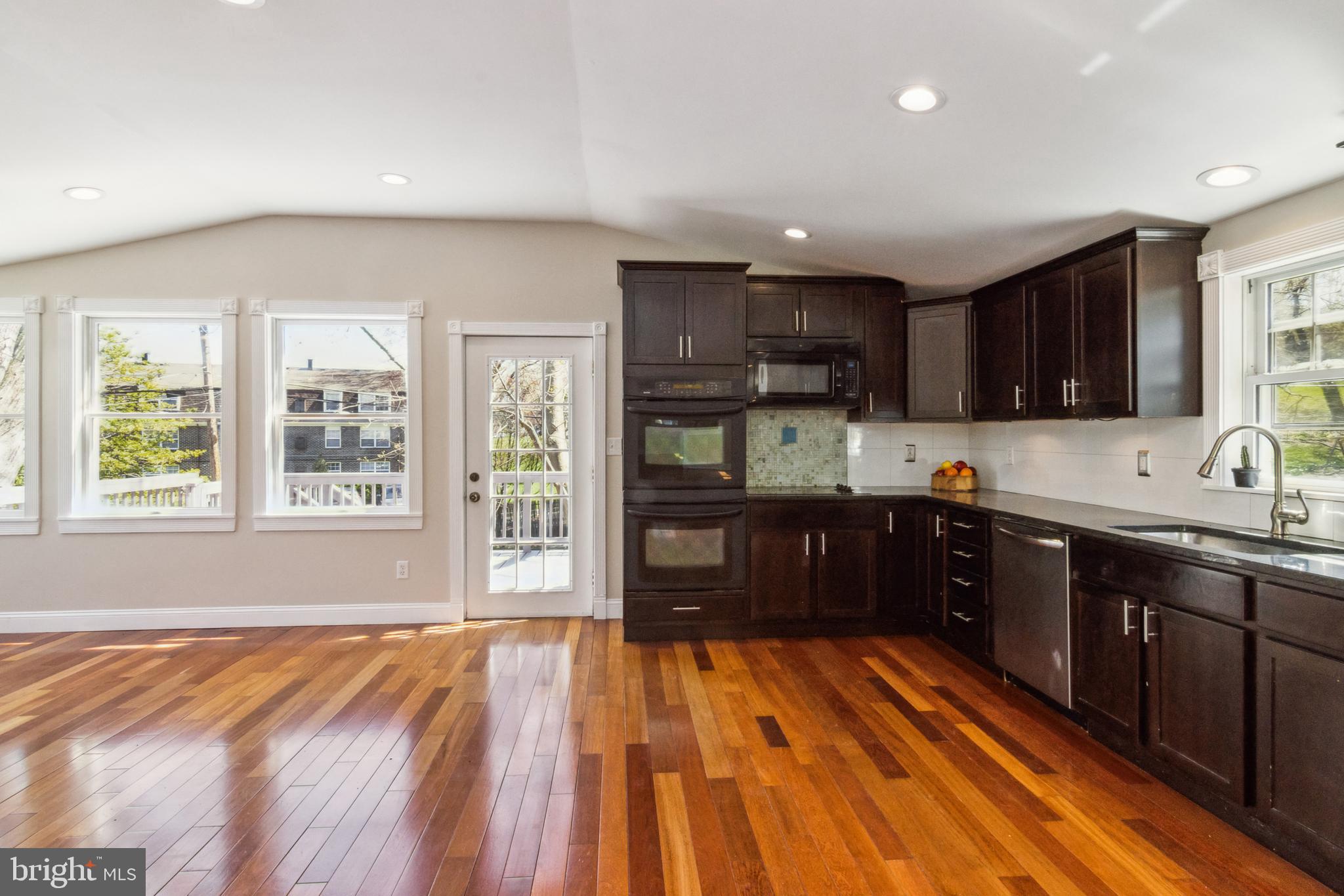 1205 Overbrook Road Baltimore, MD 21239 - Photo 14 of 46