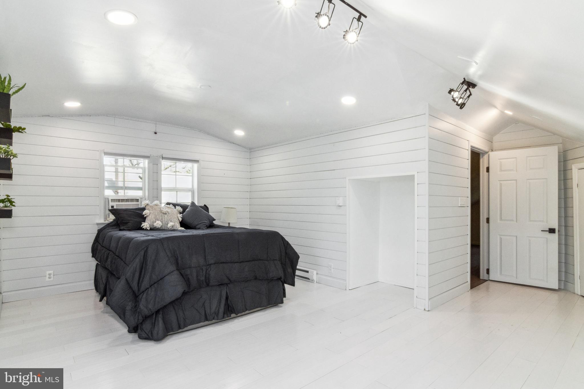 1205 Overbrook Road Baltimore, MD 21239 - Photo 26 of 46