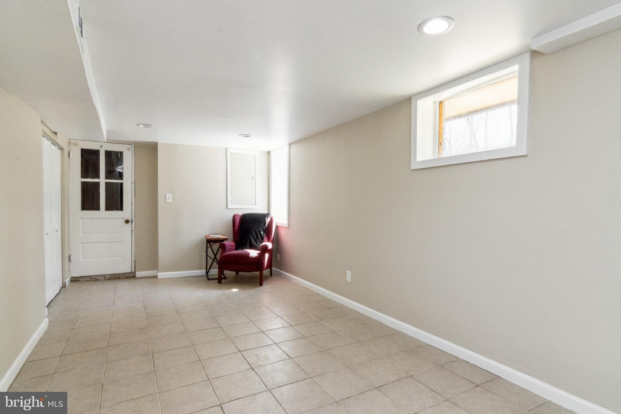 1205 Overbrook Road Baltimore, MD 21239 - Photo 28 of 46