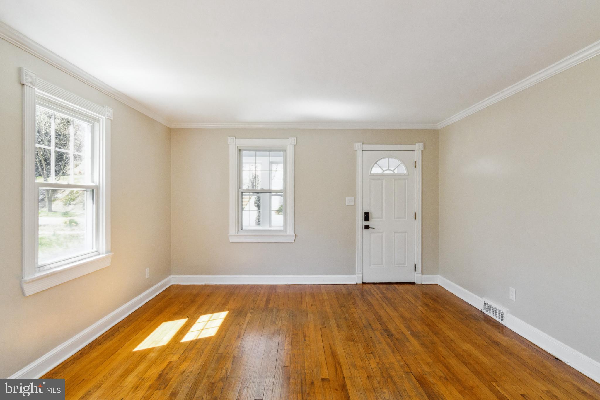 1205 Overbrook Road Baltimore, MD 21239 - Photo 8 of 46