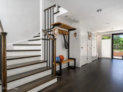 $1,599,000 | 1000 North State Street, Unit 4, Chicago, IL 60610