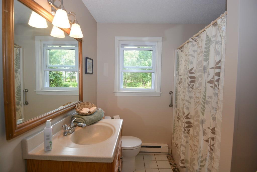 34 Winnocks Neck Road Scarborough, ME 04074 - Photo 22 of 35 First floor full bath.