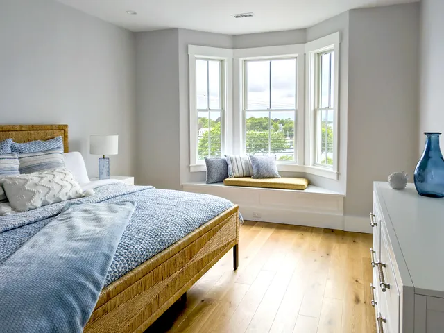 $2,185,000 | 533 Woods Hole Road, Unit D101, Woods Hole, MA 02543