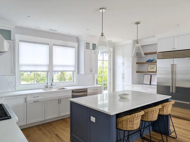 $2,185,000 | 533 Woods Hole Road, Unit D101, Woods Hole, MA 02543