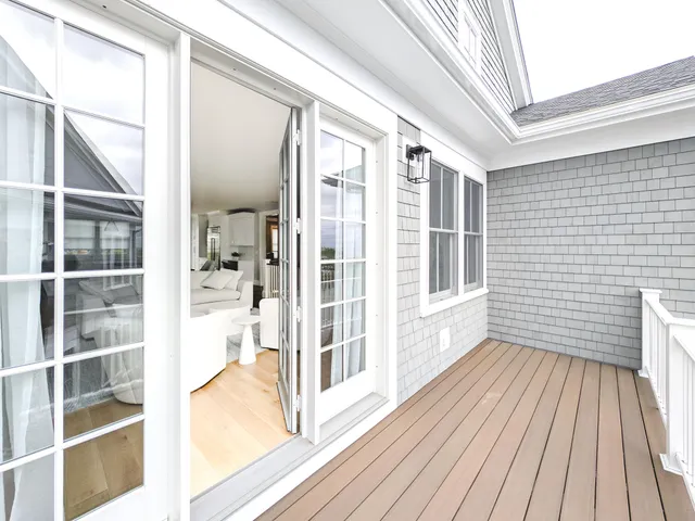 $2,185,000 | 533 Woods Hole Road, Unit D101, Woods Hole, MA 02543