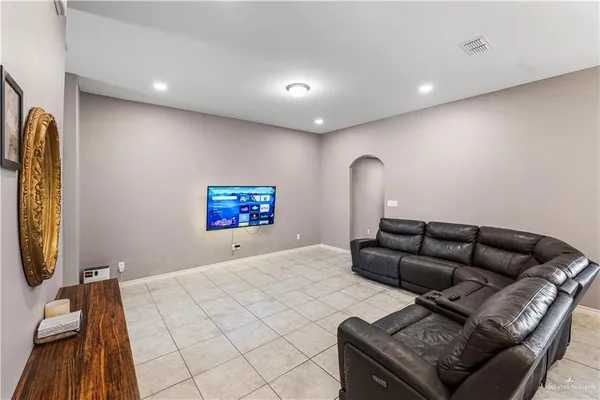 $2,200 | 321 Grand Canyon Street, Edinburg, TX 78541